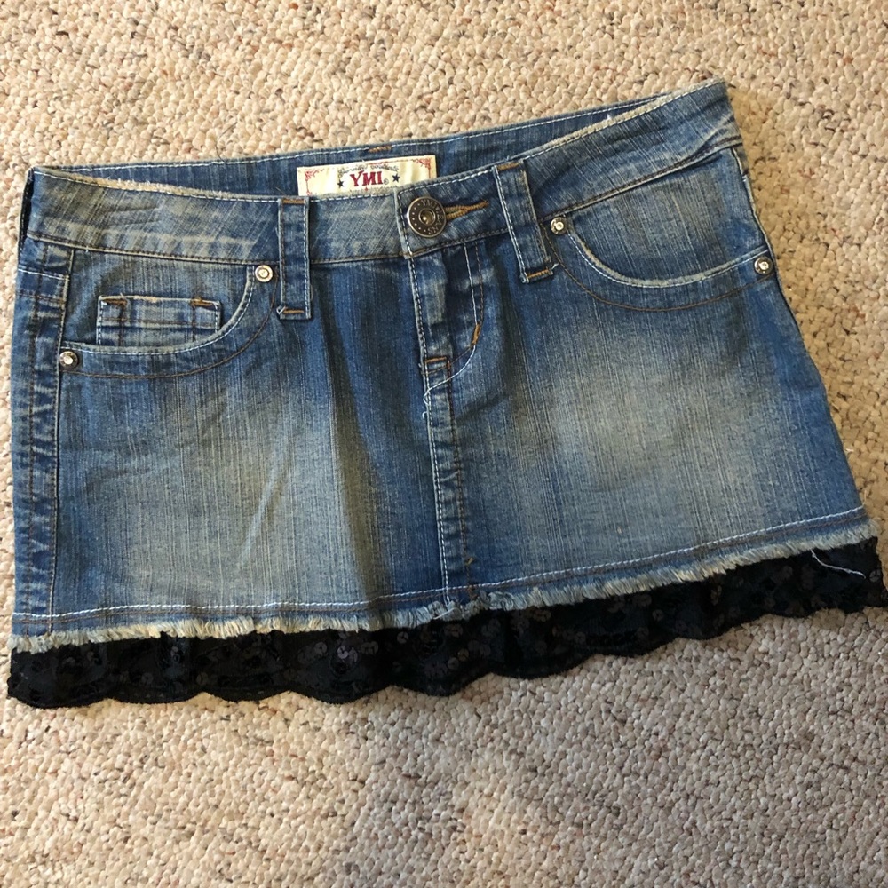 Jean mini skirt with sequin ruffle!